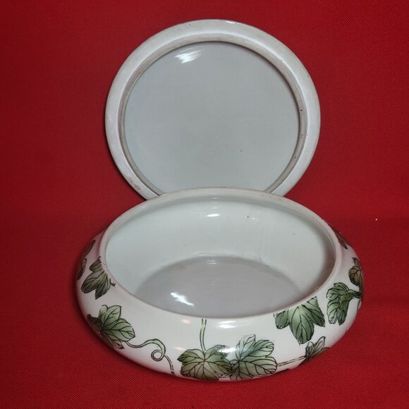 Andrea by Sadek Ivy Porcelain Trinket Dish with Lid Dresser Vanity Jewelry Holde - Picture 5 of 12